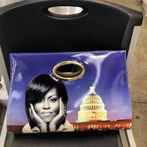 Just beautiful Michelle Obama clutch purse 👛